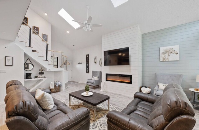Luxury Adobe Townhouse w/Complimentary Breakfast