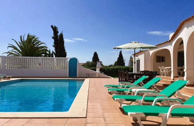 Luxury Algarve Villa | 4 Bedrooms | Casa do Luar Mágico | Sea Views & Perfect for Families | Carvoeiro