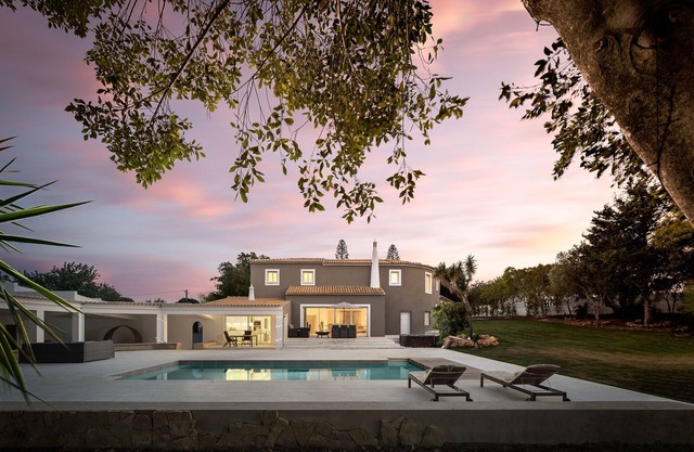 Luxusvilla | Privater Pool | Whirlpool | 10 Minuten von Vale Do Lobo | Golf