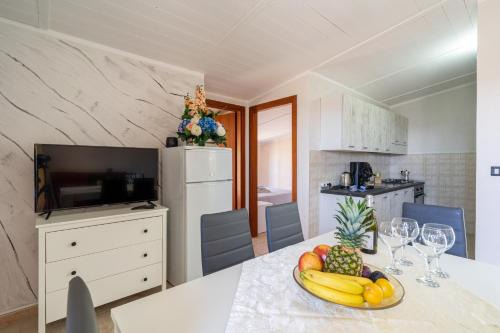 Luxury and Comfort in a Sea View Apartment