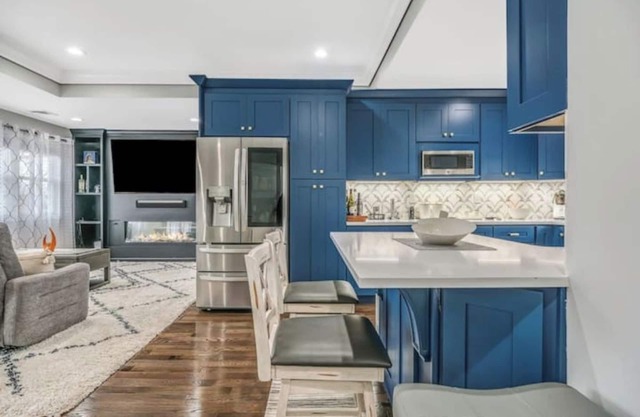 Luxury aparment in East Meadow