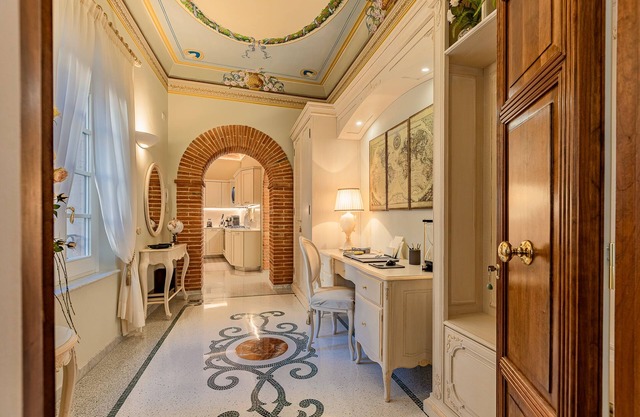 Luxury Apartment in Italy