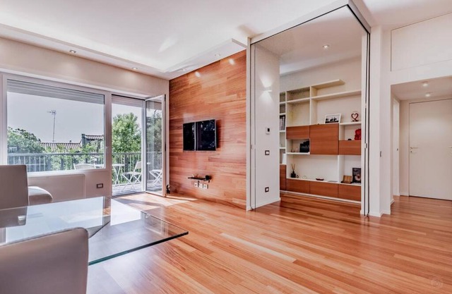 Luxury apartment front of Cavalieri Hilton Hotel