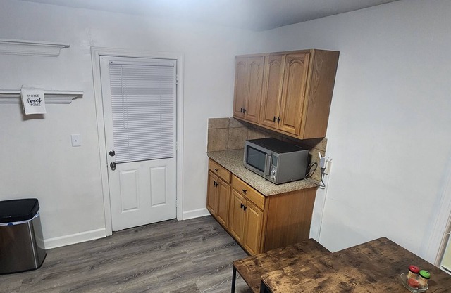 Luxury Apartment in Downtown Stamford With Deck. Minutes to the beach!