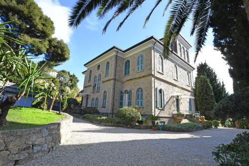 Luxury Apartment In Villa Cava - Happy Rentals