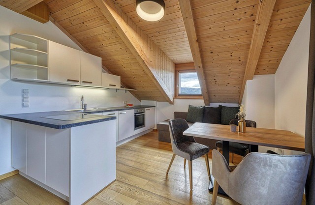 Luxuriöse Ferienwohnung "Weißhorn" mit Bergblick und privater Dampfsauna