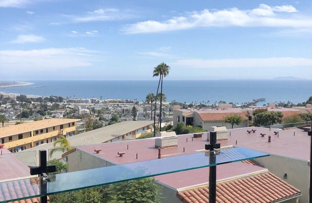 Luxus-Strand-Eigentumswohnung in Sunny Ventura, Ca