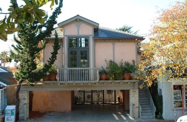 Luxury beach retreat in Capitola Village