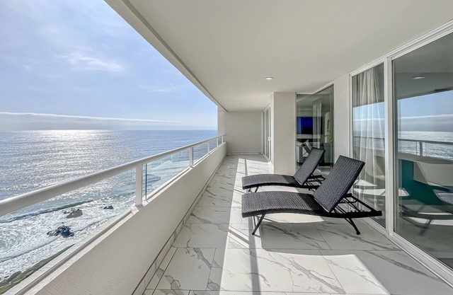 Luxury-BeachAccess-CalafiaCondo-9thFLR-Rosarito