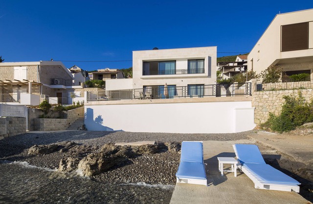 Luxuriöses Strandhaus