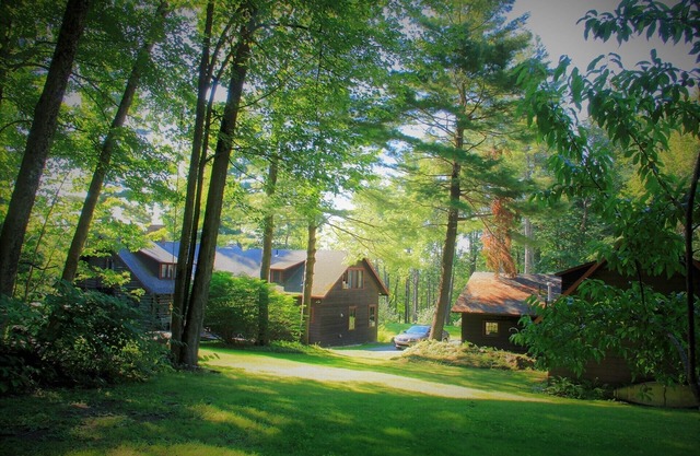 Spaceous Retreat, nur Minuten von der Innenstadt Lenox, Kripalu und Tanglewood Main Gate