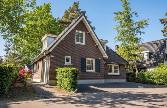 Luxuriöses Ferienhaus mit Fußbodenheizung und Boxspringbetten
