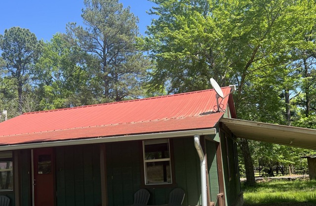 Luxury cabin close to State Parks!