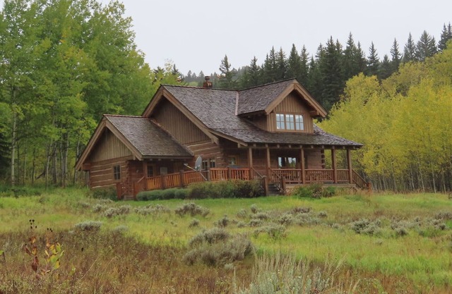 Luxury cabin in the woods
