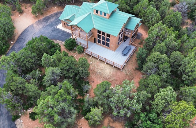 Luxuriöses Blockhaus in den ZION Bergen, Privatsphäre, Zugang zum Pool, 10 min. nach Zion
