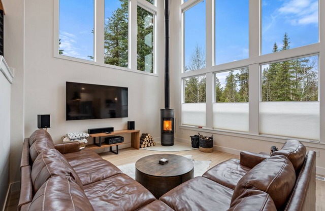 Luxury Cabin Lake Cascade/Tamarack & Hot Springs