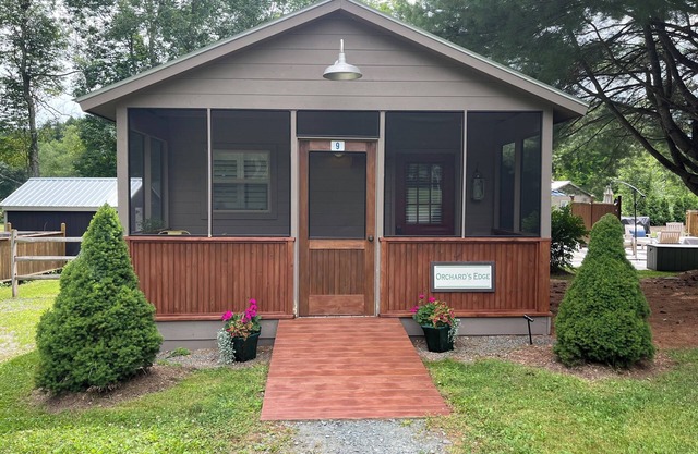 Luxury Cabin on Private Estate in Livingston Manor