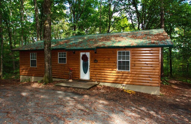Doc 's Place-Luxushaus mit Whirlpool, ATV Wanderwege, und in den grünen Wäldern