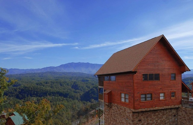 "Luxury Cabin mit Unforgettable Views'- Starr Crest Resort