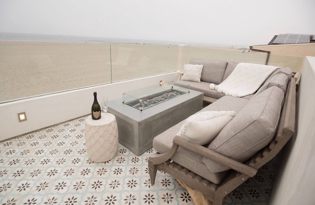 Oceanfront Beach House-komplett renoviert und wunderschön eingerichtet *** SUMMER OPEN ***