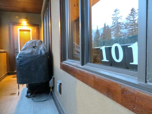 Luxury Canmore Vacations