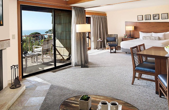 Luxury Carmel 1-Bedroom Highlands Inn Villa + Amenities