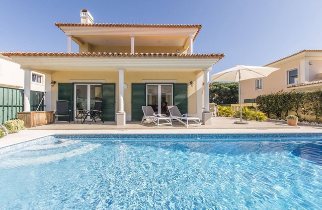 Luxus Cascais Villa | Villa Diva | 4 Schlafzimmer | Privater Pool | Billardtisch