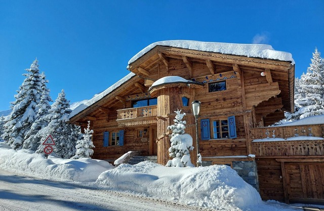 Luxuriöses Chalet in Courchevel mit Pool, Hammam und Sauna