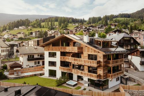 Luxury Chalet Milé