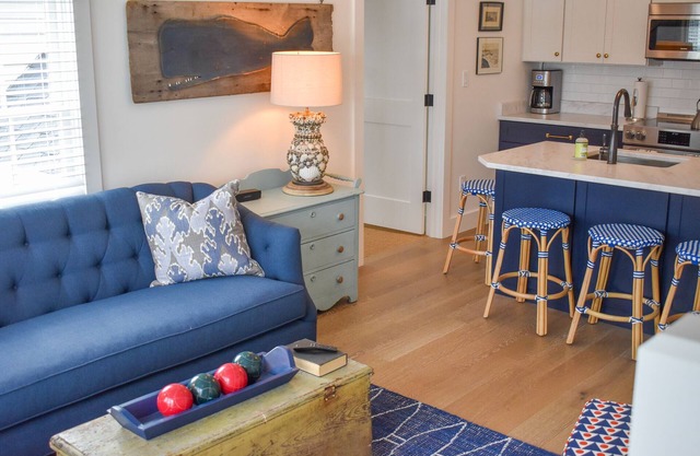 Luxury Coastal Condo in Cape Porpoise – Stylish 2BR Retreat, Pool, Near Beaches!
