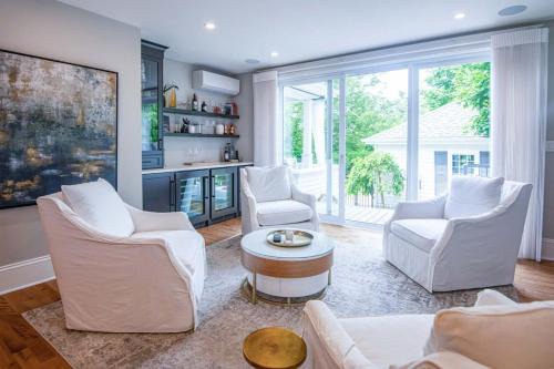Luxury Colonial Heritage Home