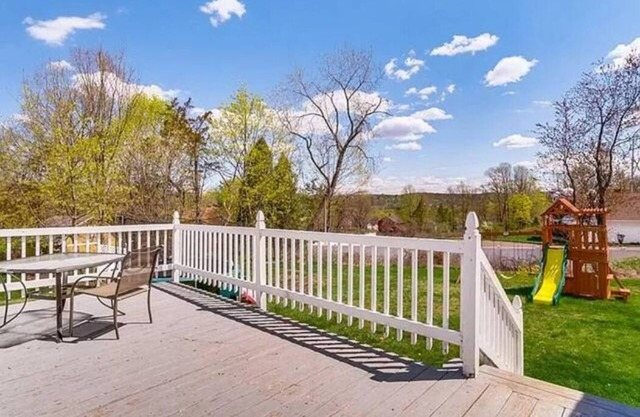Luxury Colonial near Hiking Trail
