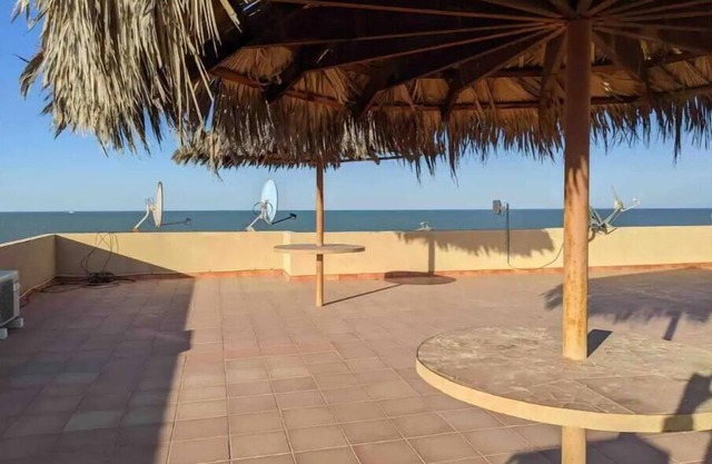 Luxury Condo 3: Pool, AC, WiFi- 2min Walk to Beach