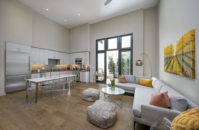 Luxus-Eigentumswohnung im Herzen der Innenstadt von Santa Barbara