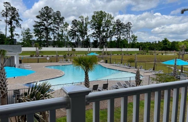 Luxury Condo in Port Wentworth