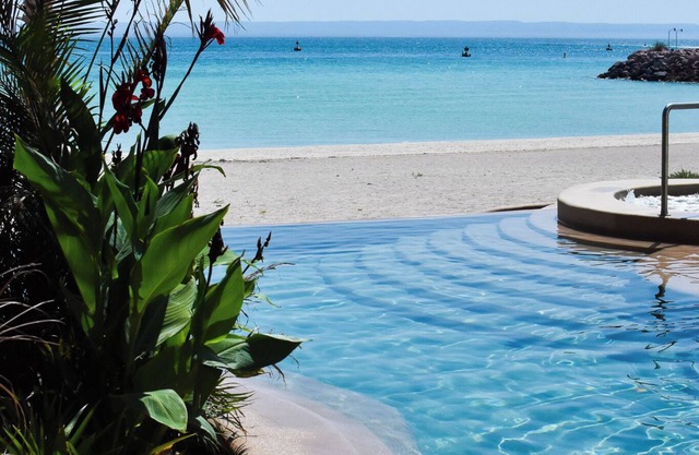 Luxury condo in Vistamar Puerta Cortes with access to beach clubs