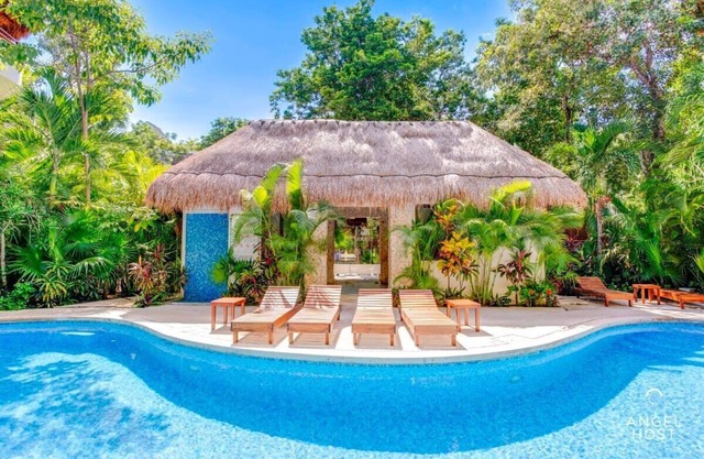 ❤ Luxe space w/private jungle rooftop w/ a Jacuzzi