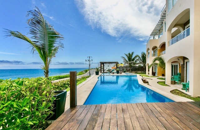 Luxus Oceanfront Condo Dachterrasse Pool 360 ° Ansicht