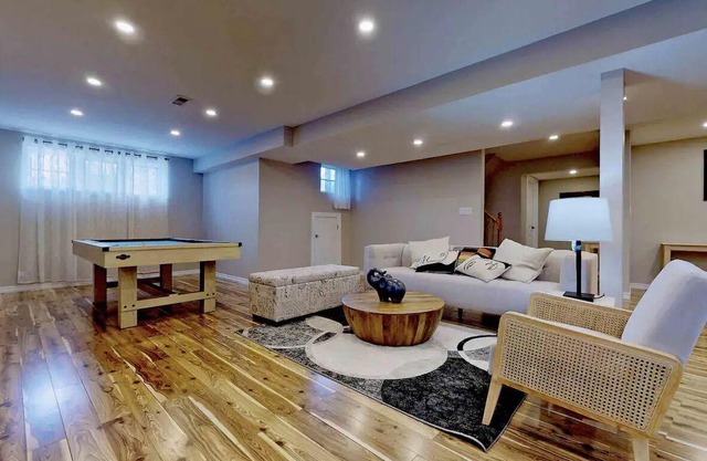 Luxury cottage "Twilight" by the lake Simcoe