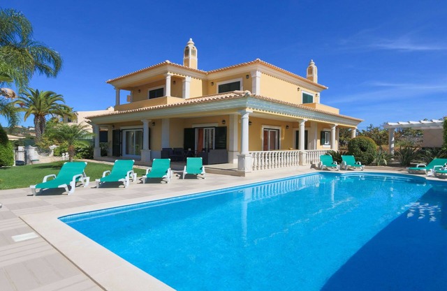5 Schlafzimmer, Luxus Ferienhaus Villa Alegria, Galé, Albufeira