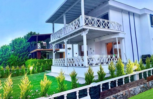 Luxury Detached Villa