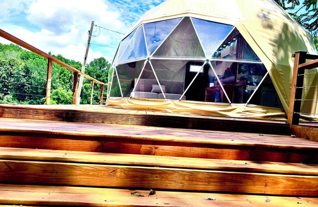 Luxury Dome Hot Tub Lake View Near Marina