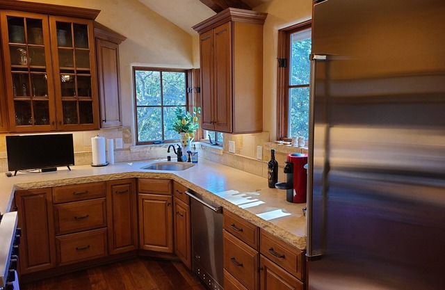Luxury Downtown Carmel Home - Walk to Everything