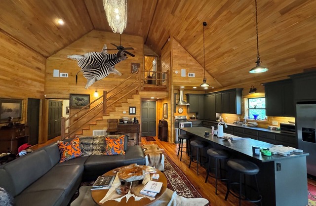 Luxury Estate Home with Private Lake in Oxford