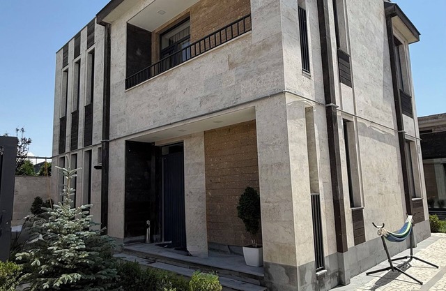Luxury Family House in Proshyan