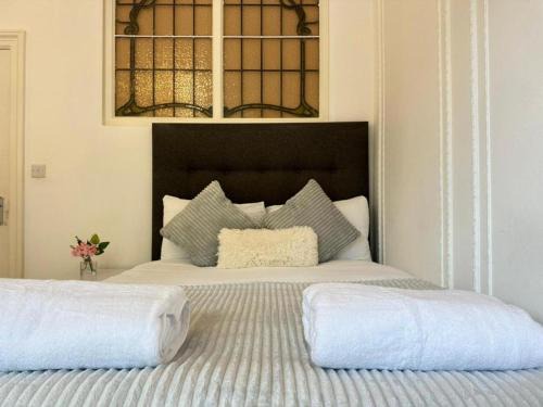 Luxury Family Villa Near Oxford Street