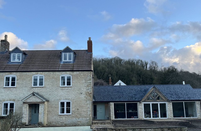 Luxury farmhouse in secluded Cotswold valley