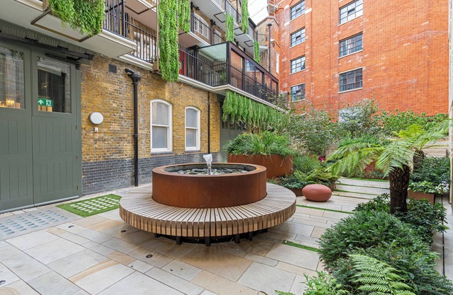 Luxury flats near Big Ben and London Eye