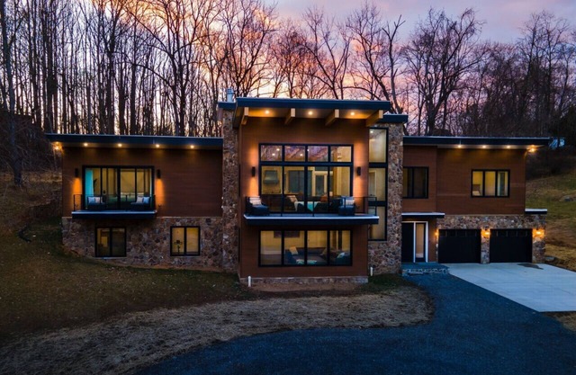Luxury Getaway on The Potomac