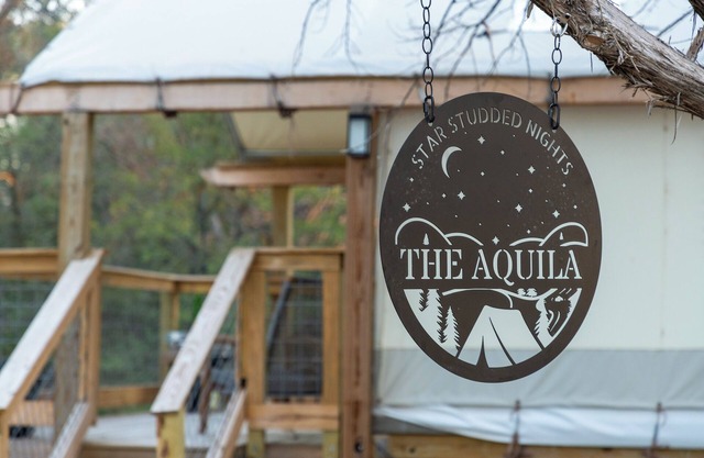 Luxury Glamping · King Bed · Riverfront near Waco
